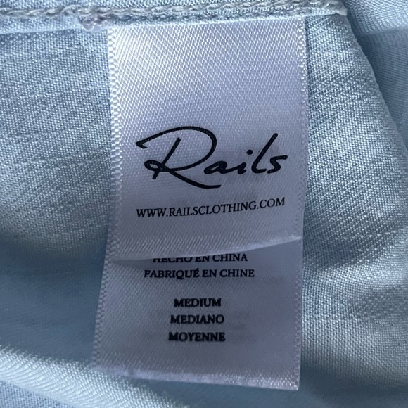 Rails Light Blue Raw Hem Lightweight Long Sleeve Tencel Button Down Shirt Size M - Picture 6 of 8